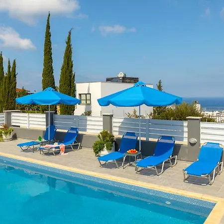 Lenia's Sea View Villa