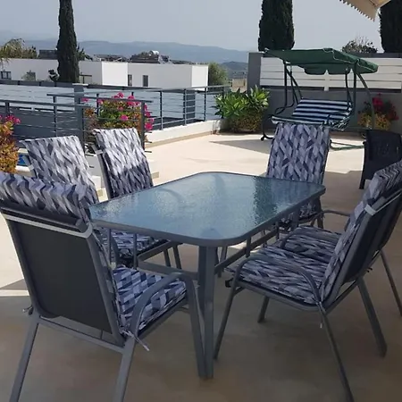 Lenia's Sea View Villa